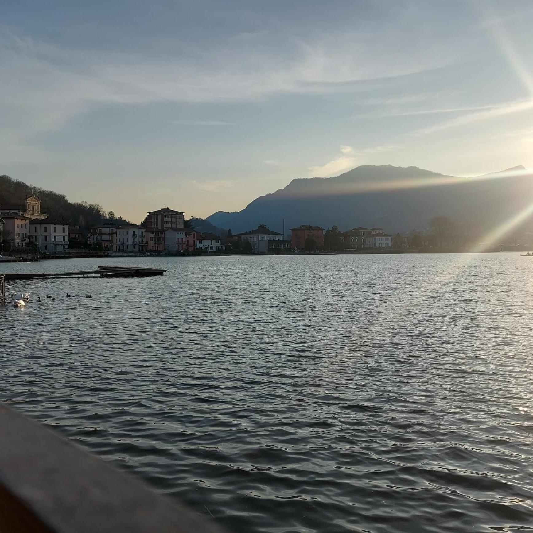 Rifugio Sul Lago Di Lugano A Порто-Черезіо Екстер'єр фото