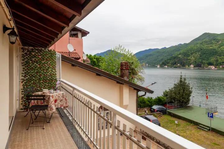 Rifugio Sul Lago Di Lugano A Порто-Черезіо Екстер'єр фото